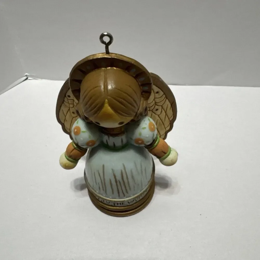 Hallmark Keepsake 1977 Yesteryears‎ Angel Ornament Joy to the World Vintage